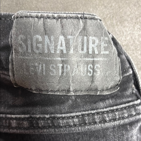 Altered Distressed Levi’s Black Jeans - Picture 3 of 9